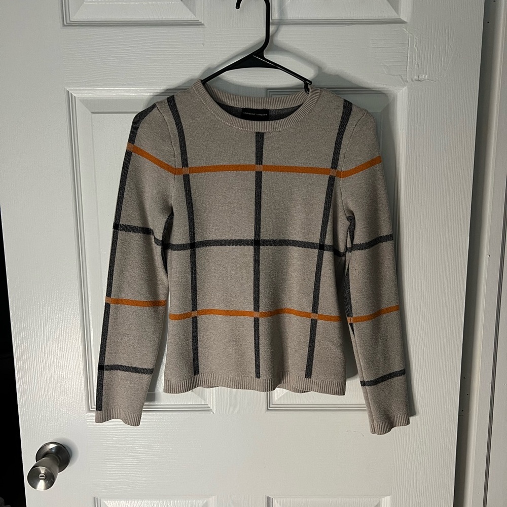 Adrienne V. Long sleeve top
